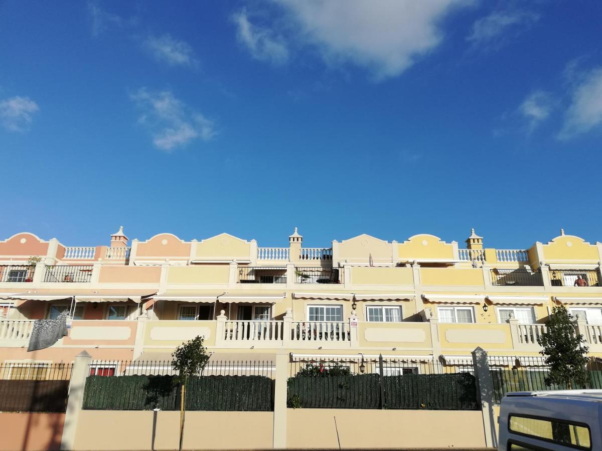 Duplex 2 Bedrooms For You With Air Conditioner بالم مار المظهر الخارجي الصورة